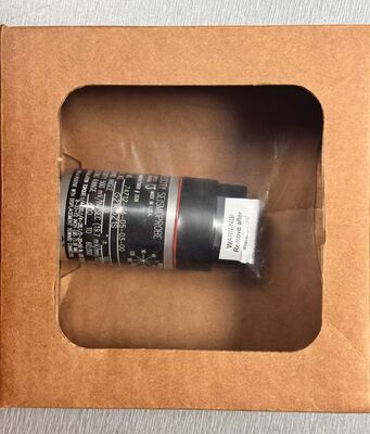 Bently Nevada 74712 Series Seismoprobe Velocity Transducer با عملکرد درجه حرارت بالا، اتصال بلوک ترمینال و آماده شدن منطقه خطرناک